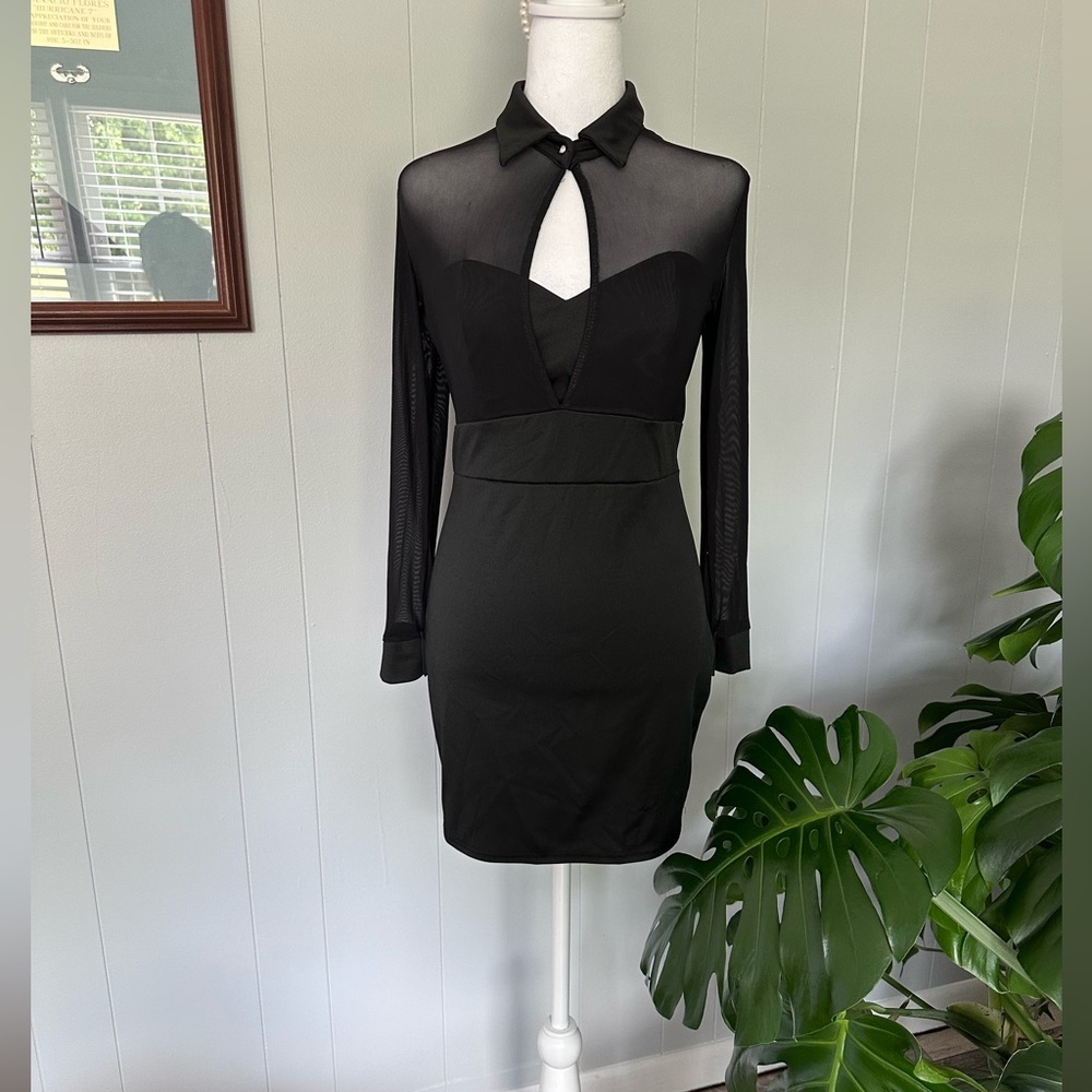 🔥 Chicme  Sexy Stretch dress with sheer top great condition.